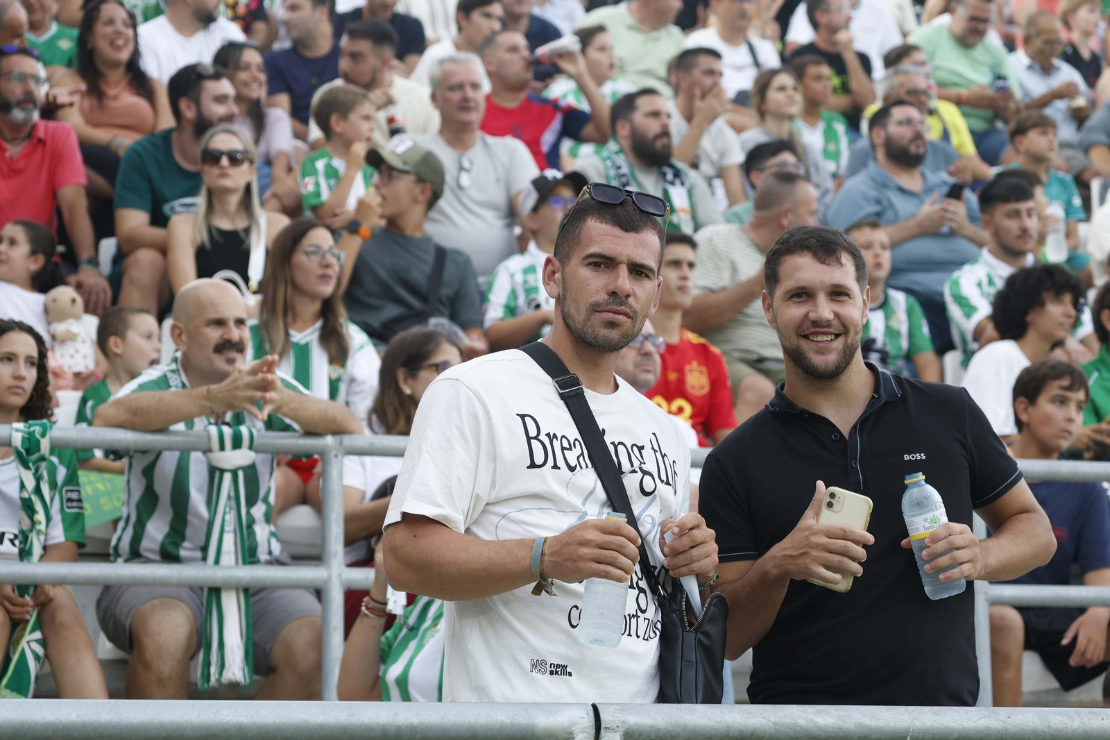 Las fotos del Betis-Como disputado en el Ciudad de La Línea (2-3)