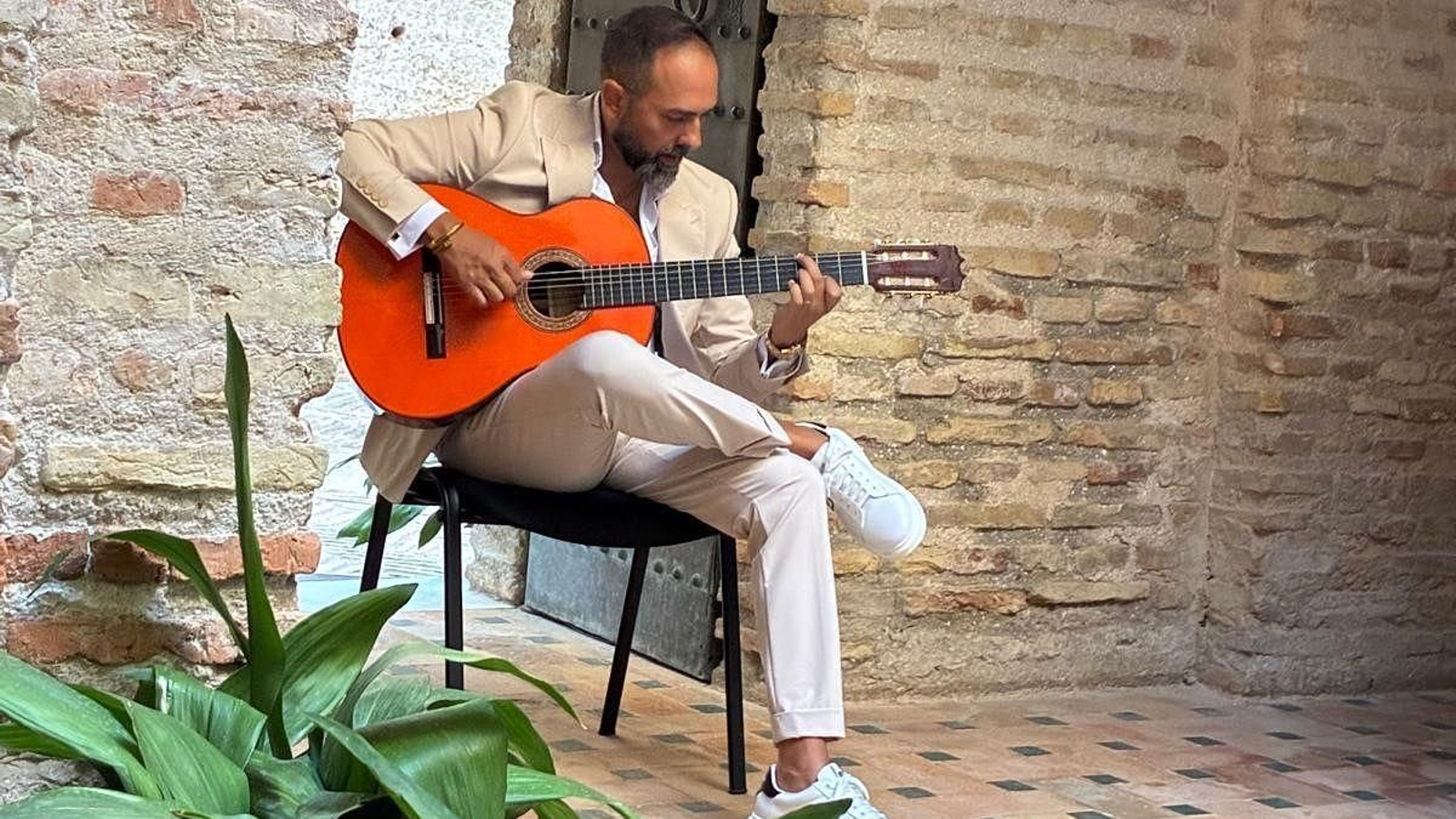 Nono Jero, durante el single.