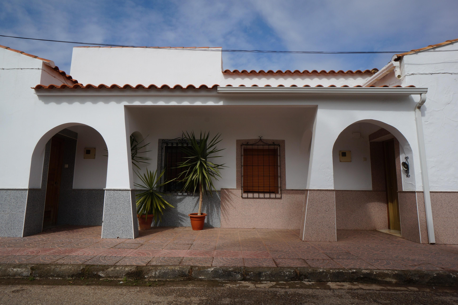 Un paseo fotográfico por la localidad cordobesa de Algallarín Un paseo fotográfico por la localidad cordobesa de Algallarín