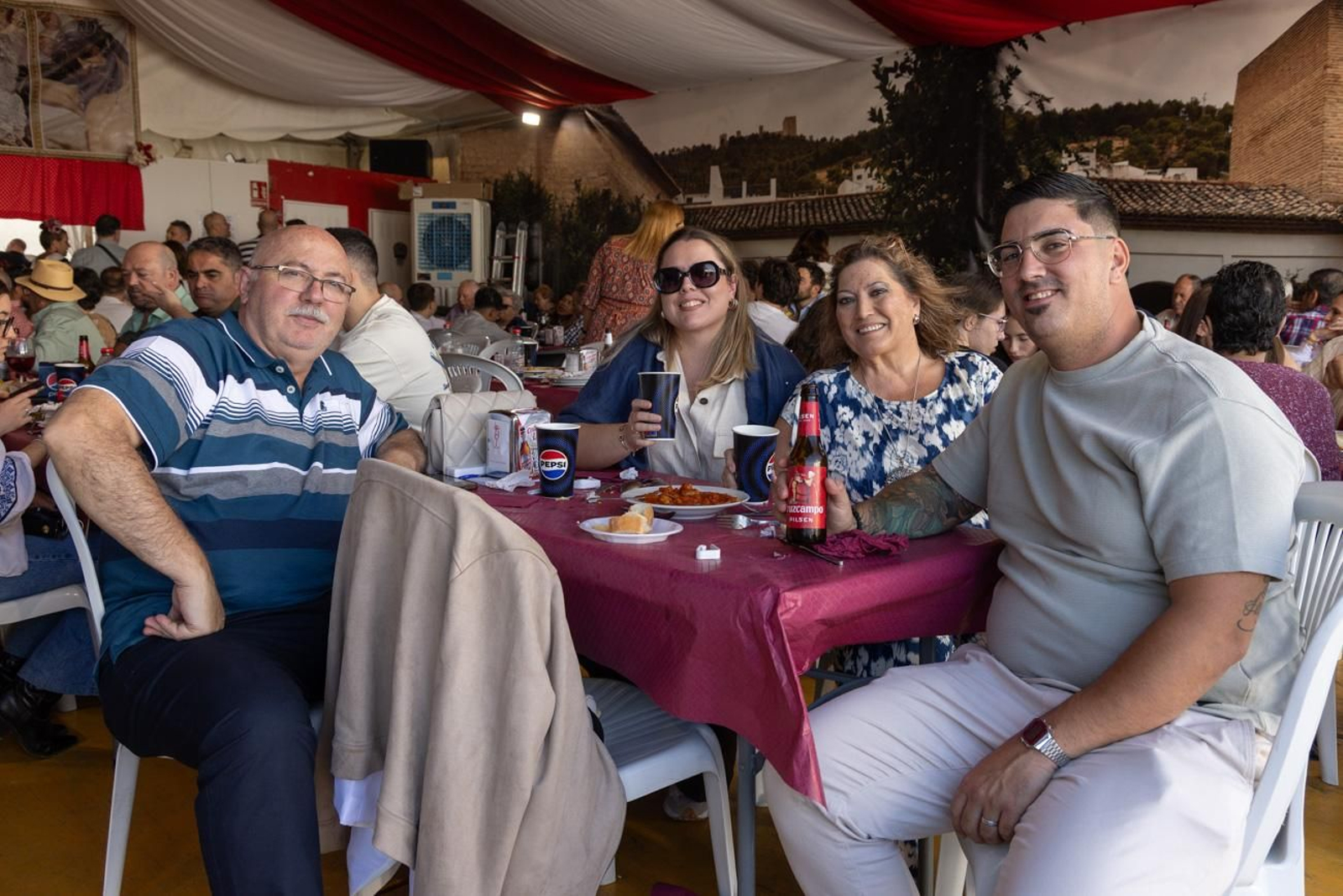 Así disfrutan los jiennenses del día grande de la feria de San Lucas
