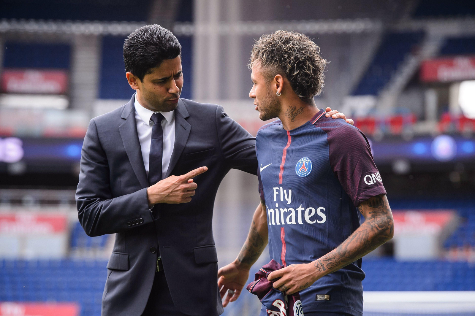 La presentación de Neymar con el PSG, en imágenes