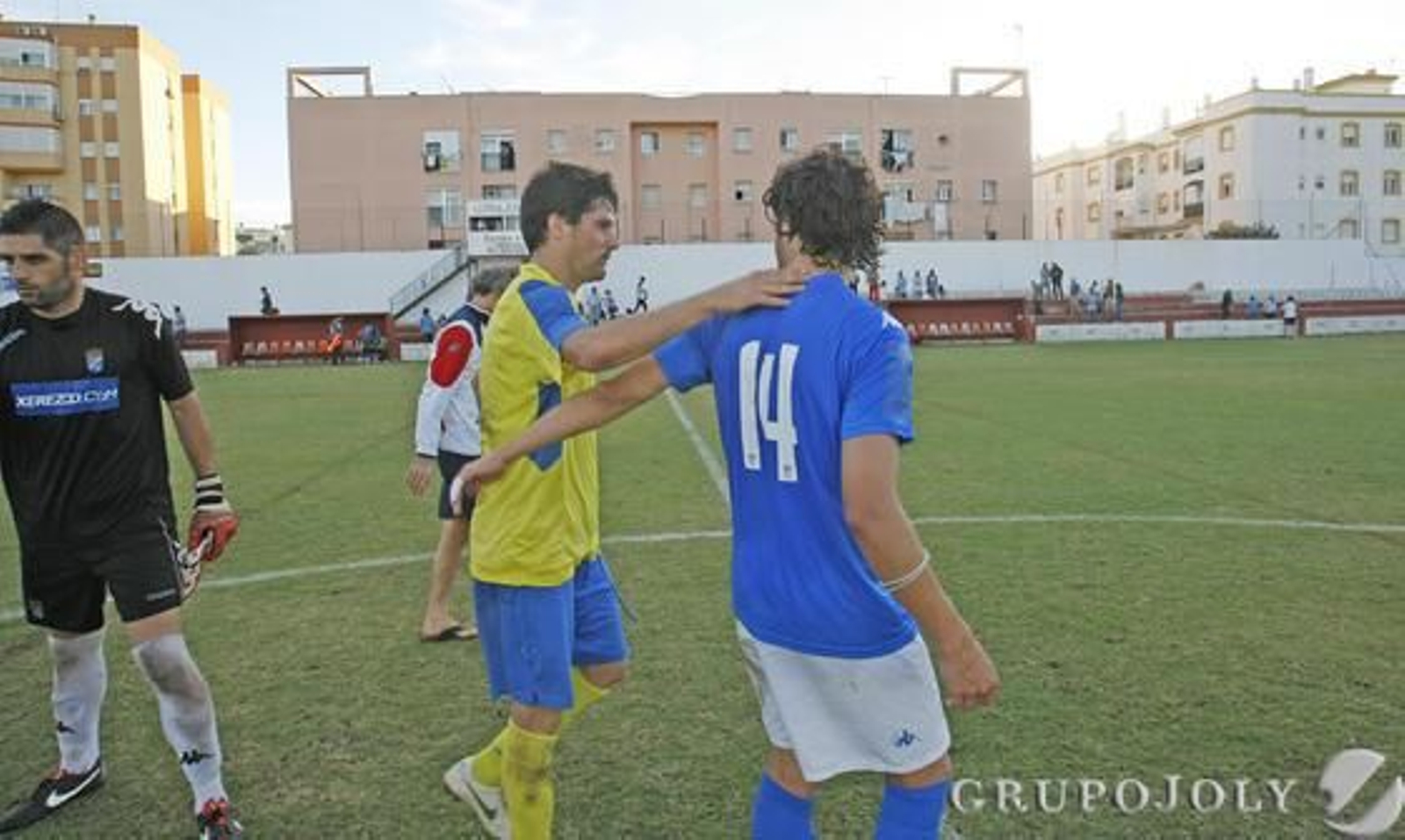 Los azulinos empatan con el Coria 1-1 en Rota en el partido del destierro 

Foto: Pascual