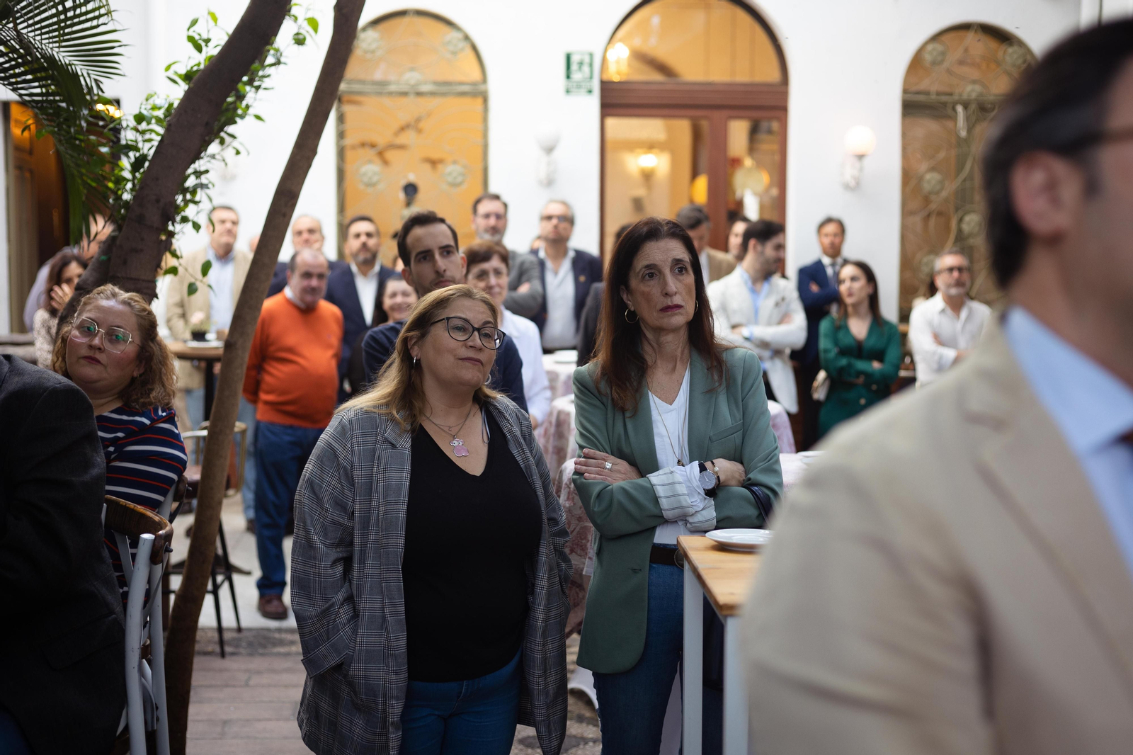 Imágenes de la presentación de la Guía de la Semana Santa de Huelva y su provincia 2023