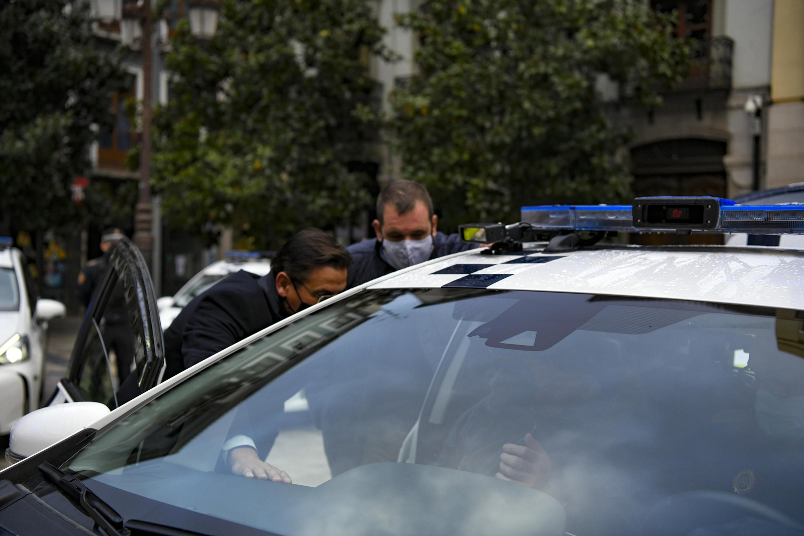 Fotos: los nuevos coches de la Policía Local de Granada, con desfibrilador