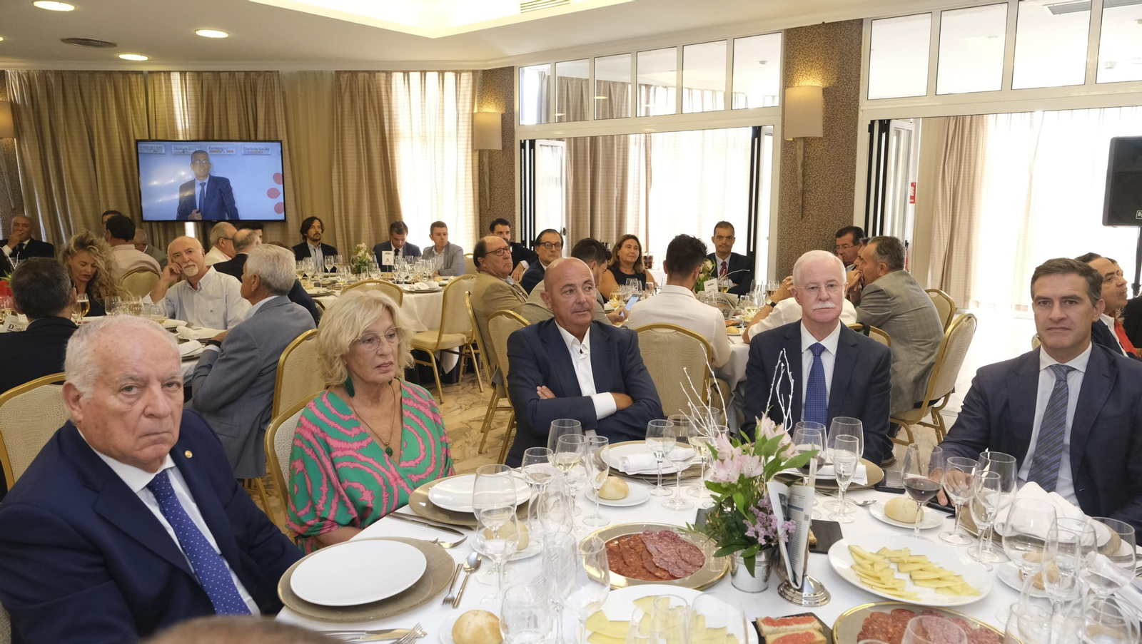 Imágenes del Foro Joly en Almería, con el Gobernador del Banco de España, Pablo Hernández de Cos