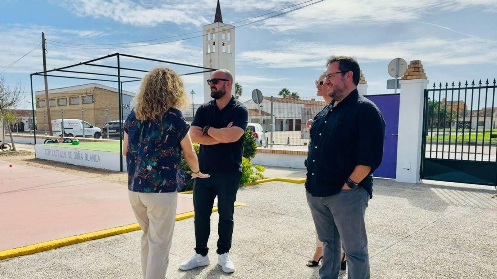 Un momento de la visita al colegio Castillo de Doña Blanca.