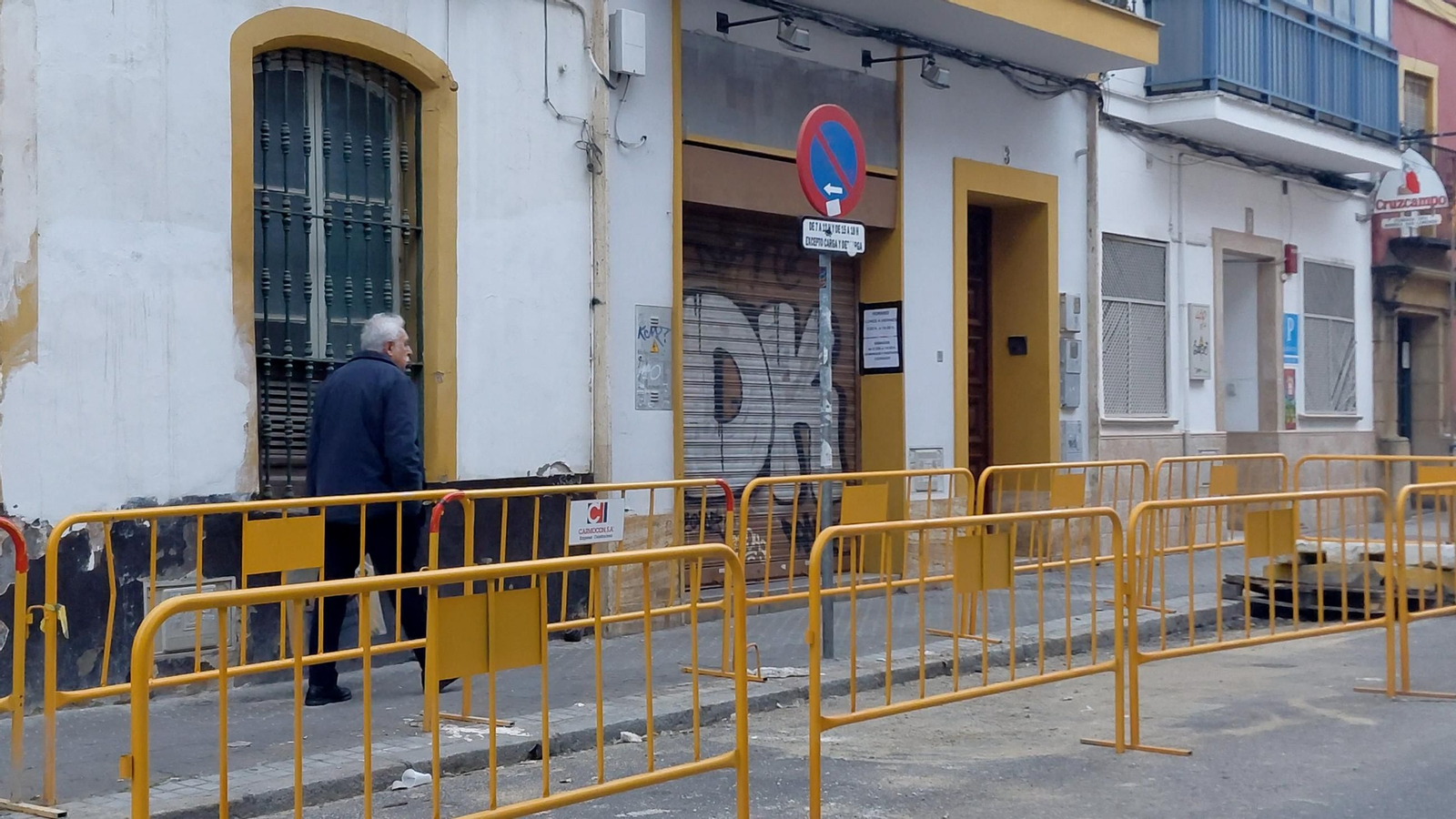 Los comerciantes de Juan Rabadán, tras la reapertura de Teodosio: "Hemos sobrevivido a nueve meses de abandono"