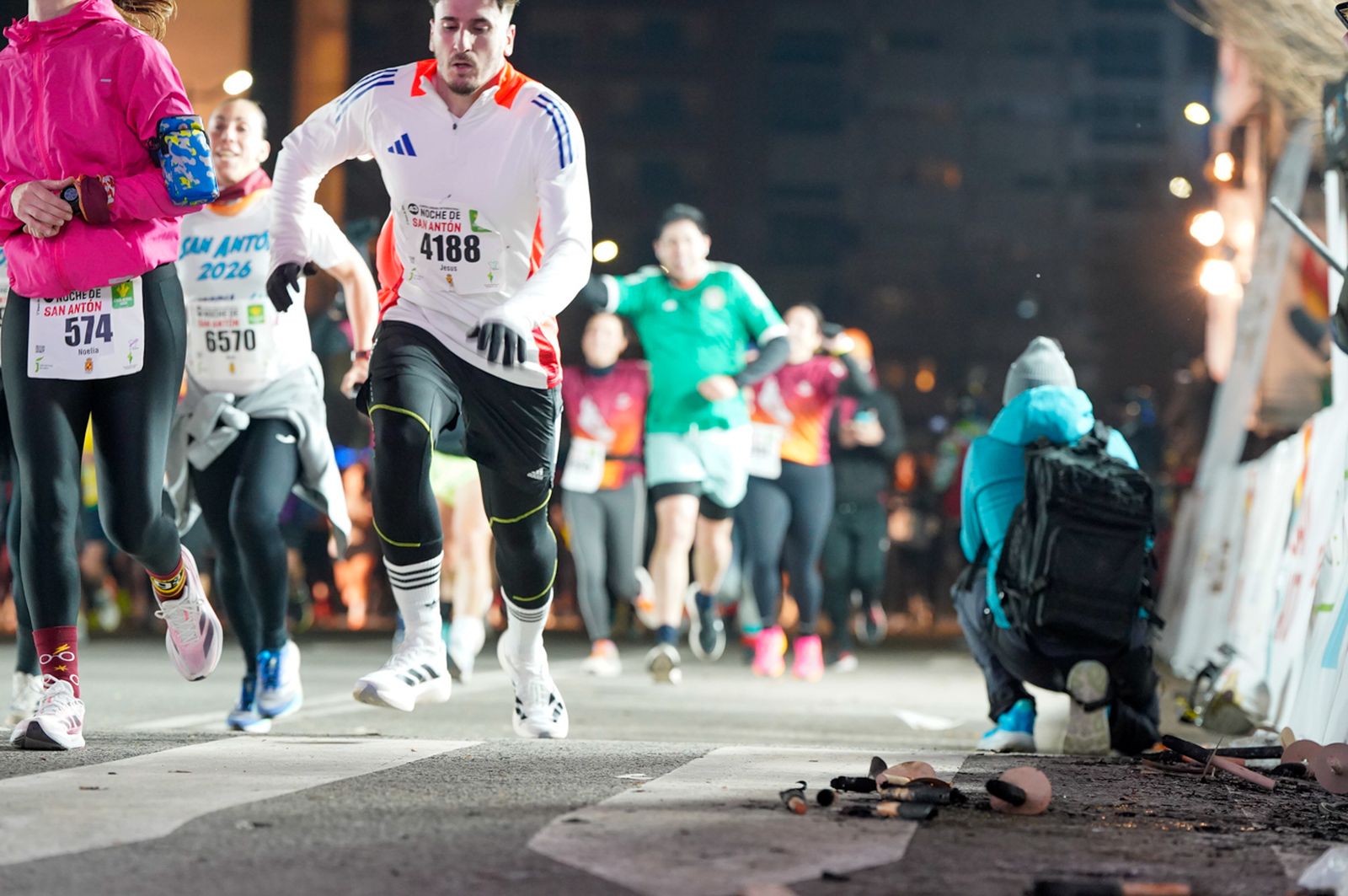 En imágenes: búscate en tu llegada a meta de la Carrera de San Antón 2026 (19)