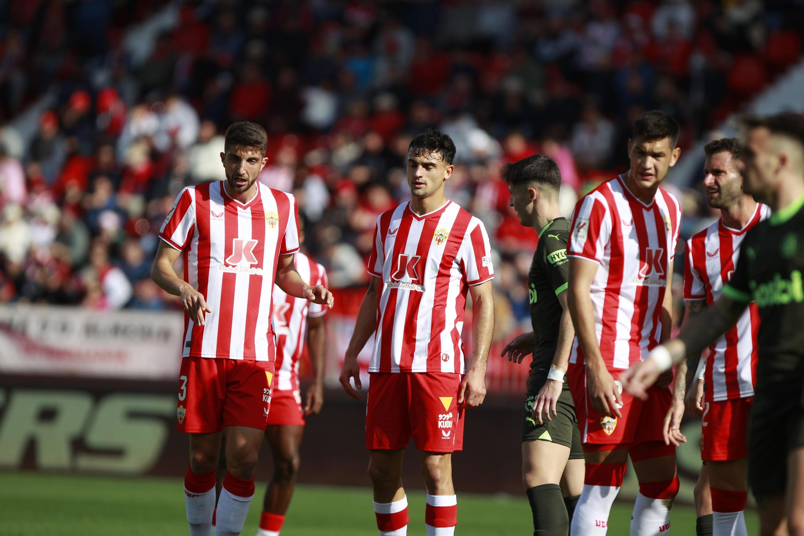 Las mejores imágenes del partido de fútbol U.D. Almería-Girona F.C.