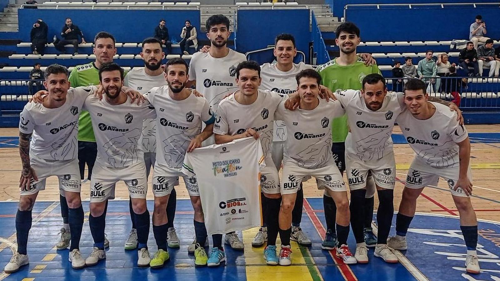 El plantel jiennense se llevó tres puntos de oro de Melilla.