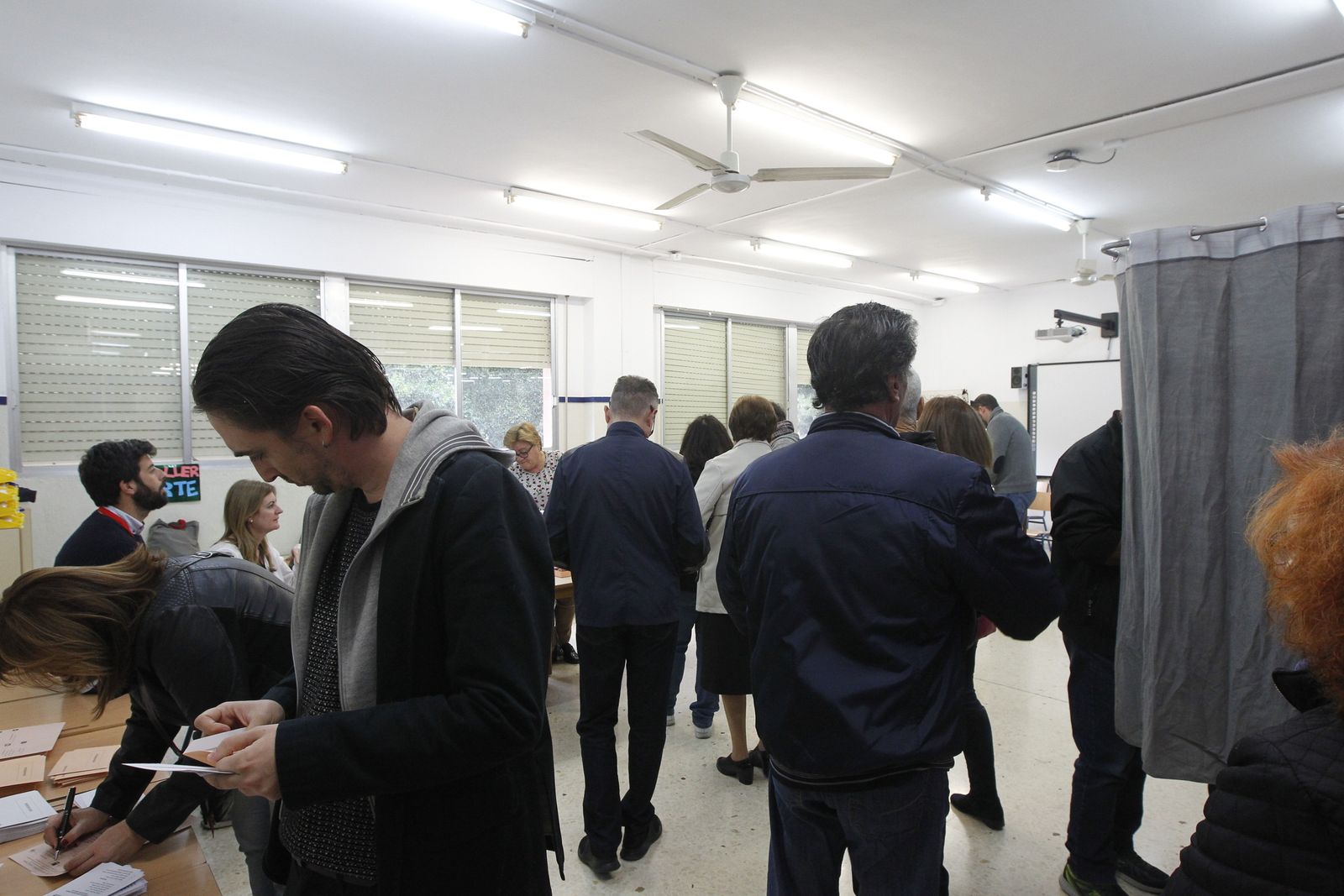 Así están votando los almerienses este 10N