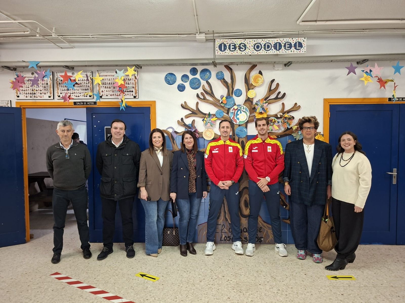 La Junta promueve el programa ‘Todos Olímpicos’ entre los alumnos del IES Odiel de Gibraleón.