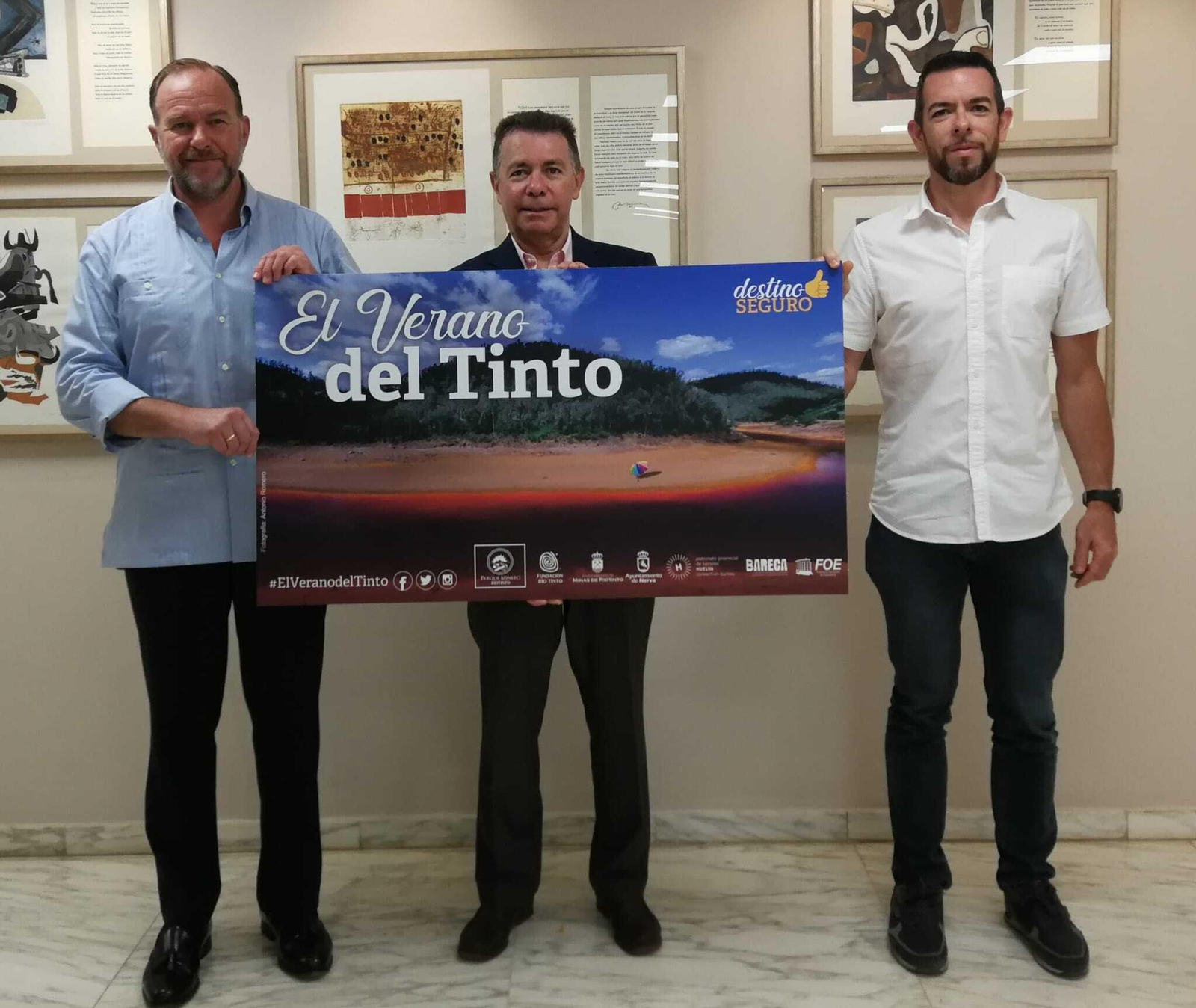 Presentación en la mañana de ayer de la campaña ‘El verano del Tinto’. Presentación en la mañana de ayer de la campaña ‘El verano del Tinto’.