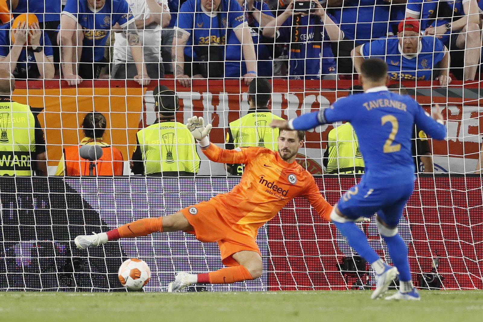 Las imágenes del Entracht-Rangers