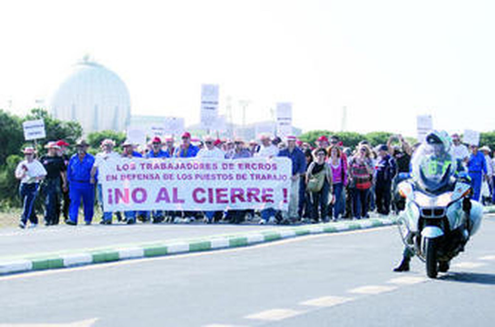 Los trabajadores de Ercros continuarán con sus protestas en los próximos días.