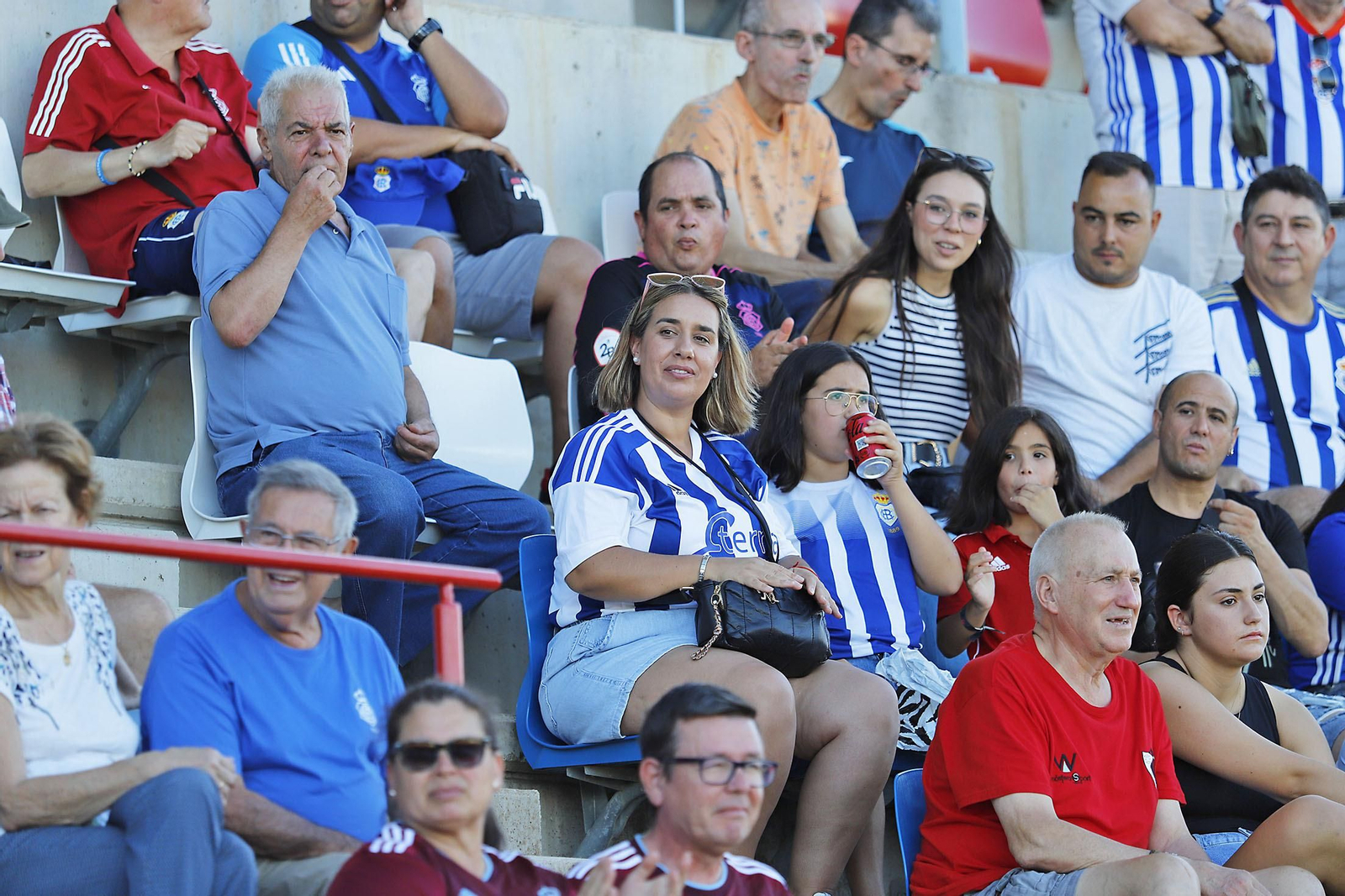 Imágenes del partido entre el Cartaya y el Recreativo de Huelva