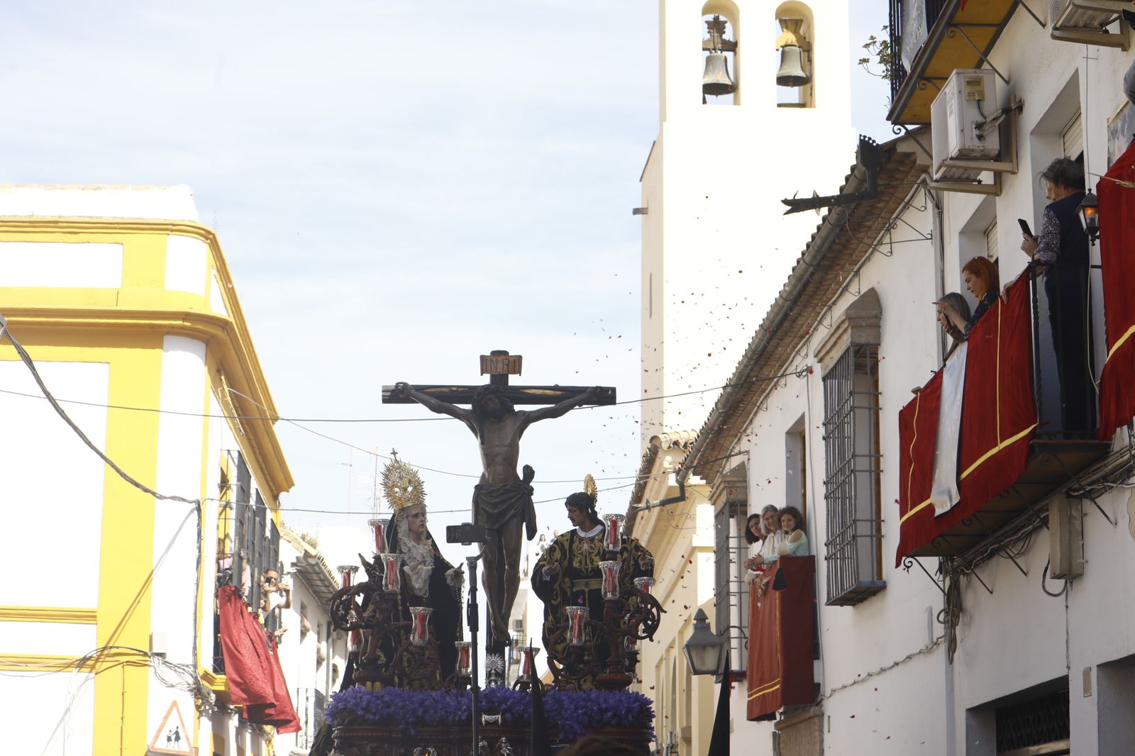 Domingo de Ramos en Córdoba: La procesión de Las Penas de Santiago, en imágenes