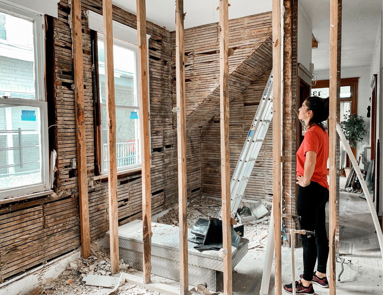 La Ley de la Propiedad Horizontal divide entre las zonas privadas y las comunes para ello.