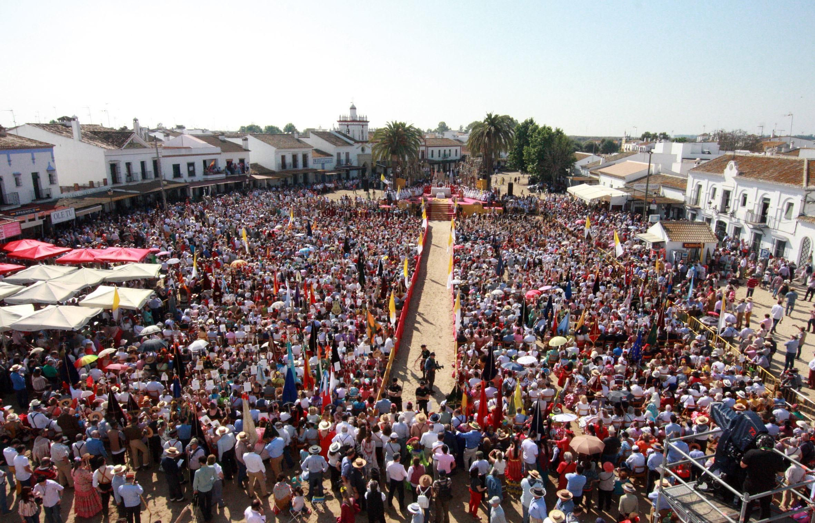 Las imágenes de la Misa de Pentecostés en El Rocío