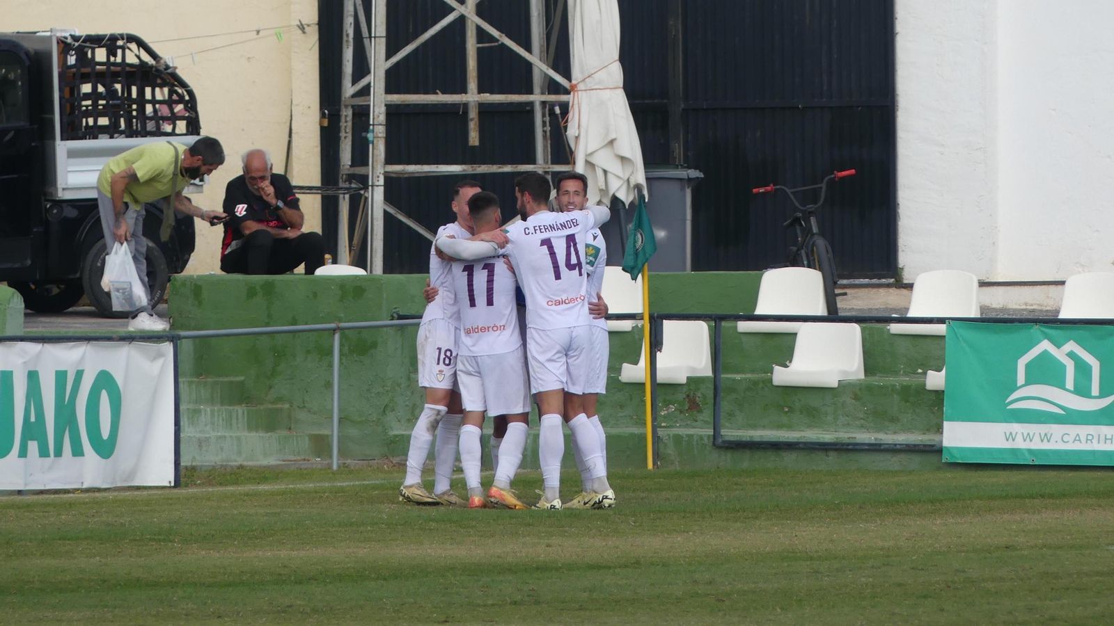 Un gol de Óscar Lozano sirvió para tumbar al FC Málaga City en la primera vuelta.