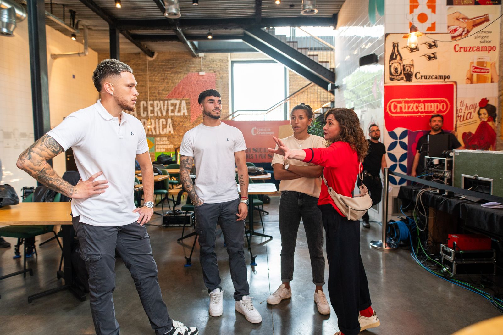 Las fotos de jugadores del Betis y del Sevilla en la Cruzcampo