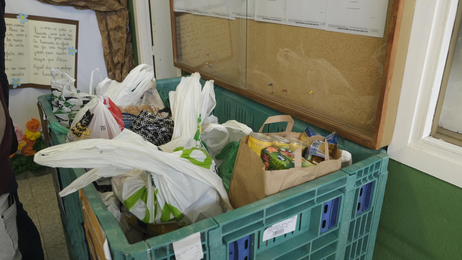 Imágenes de la carrera infantil contra el cáncer en el CEIP Francisco de Goya