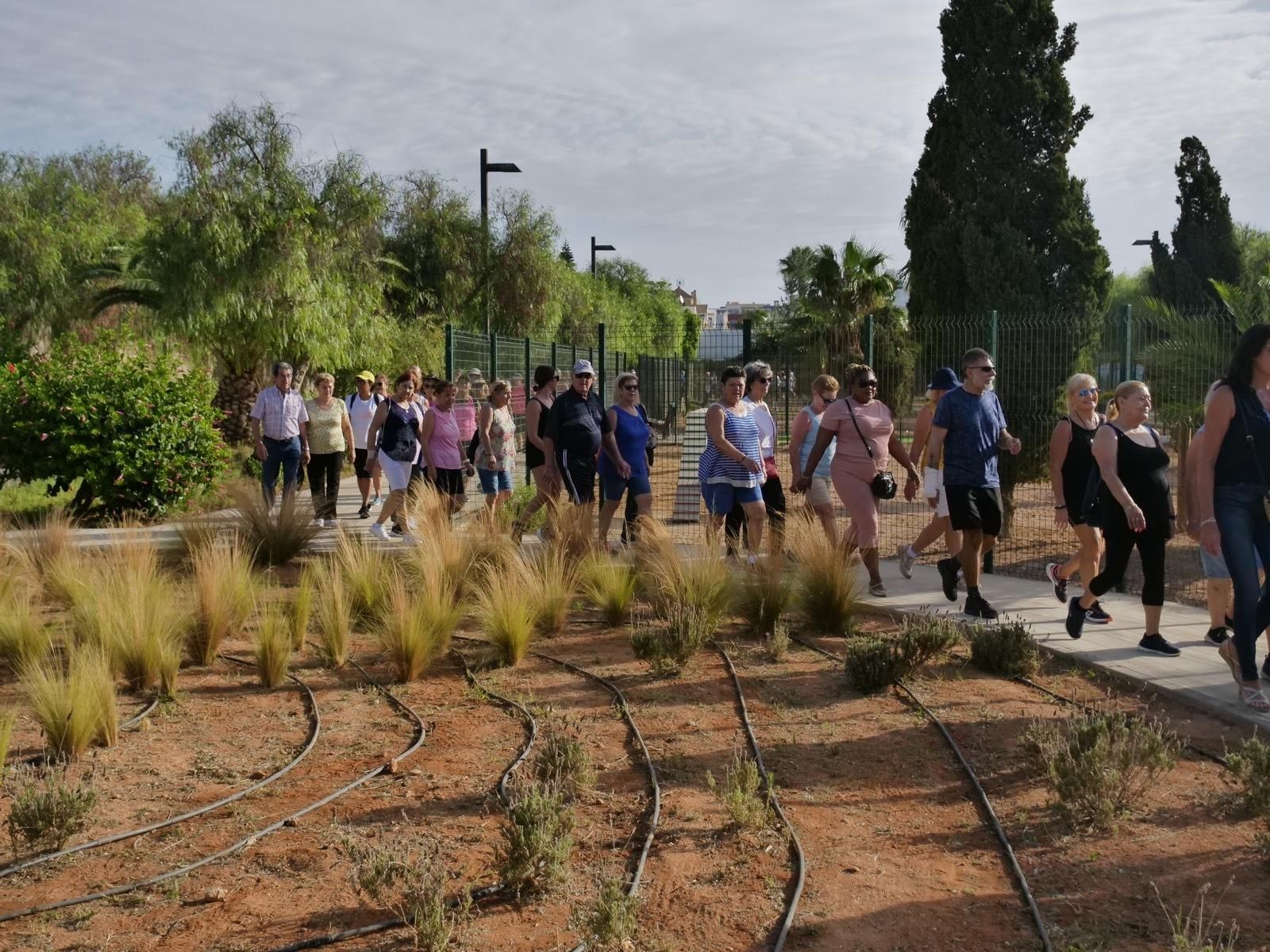 Roquetas ya puede disfrutar de sus espacios intermedios en la Urba