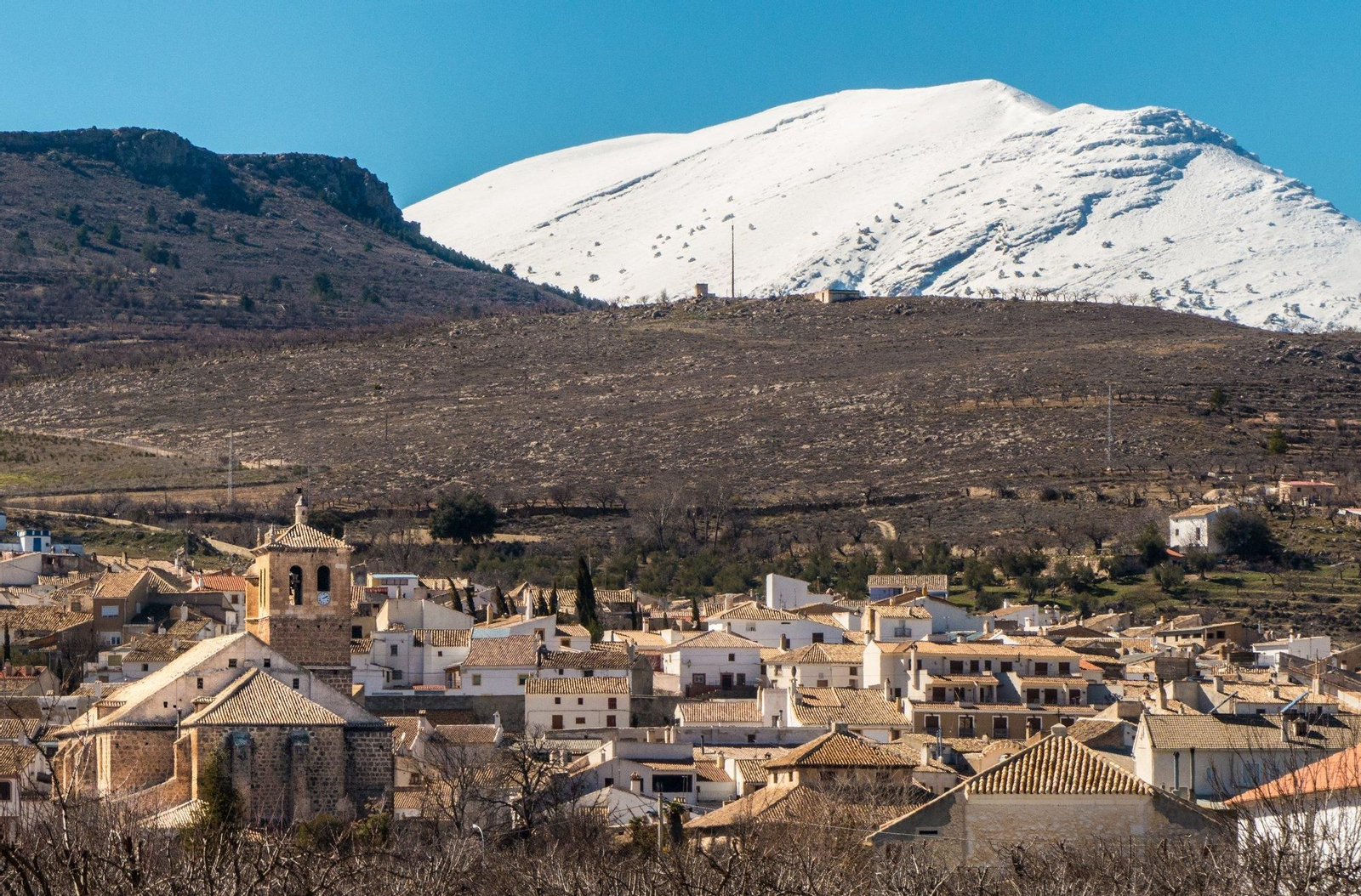 La Puebla de Don Fadrique con la sierra al fondo.