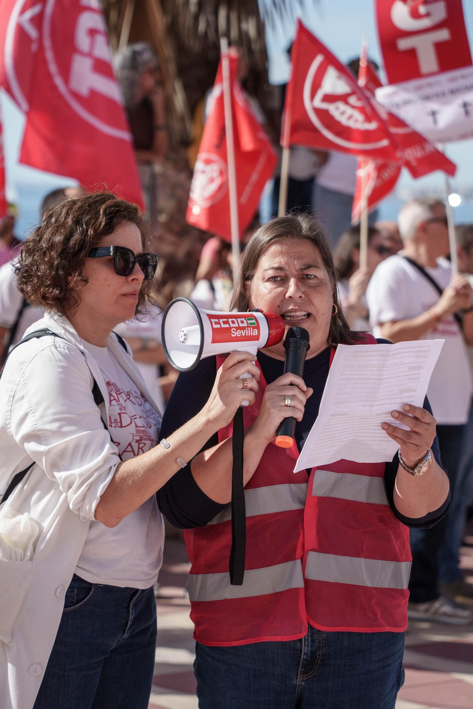 "La sanidad se defiende, gobierne quien gobierne", Almería se lanza a las calles por la sanidad pública