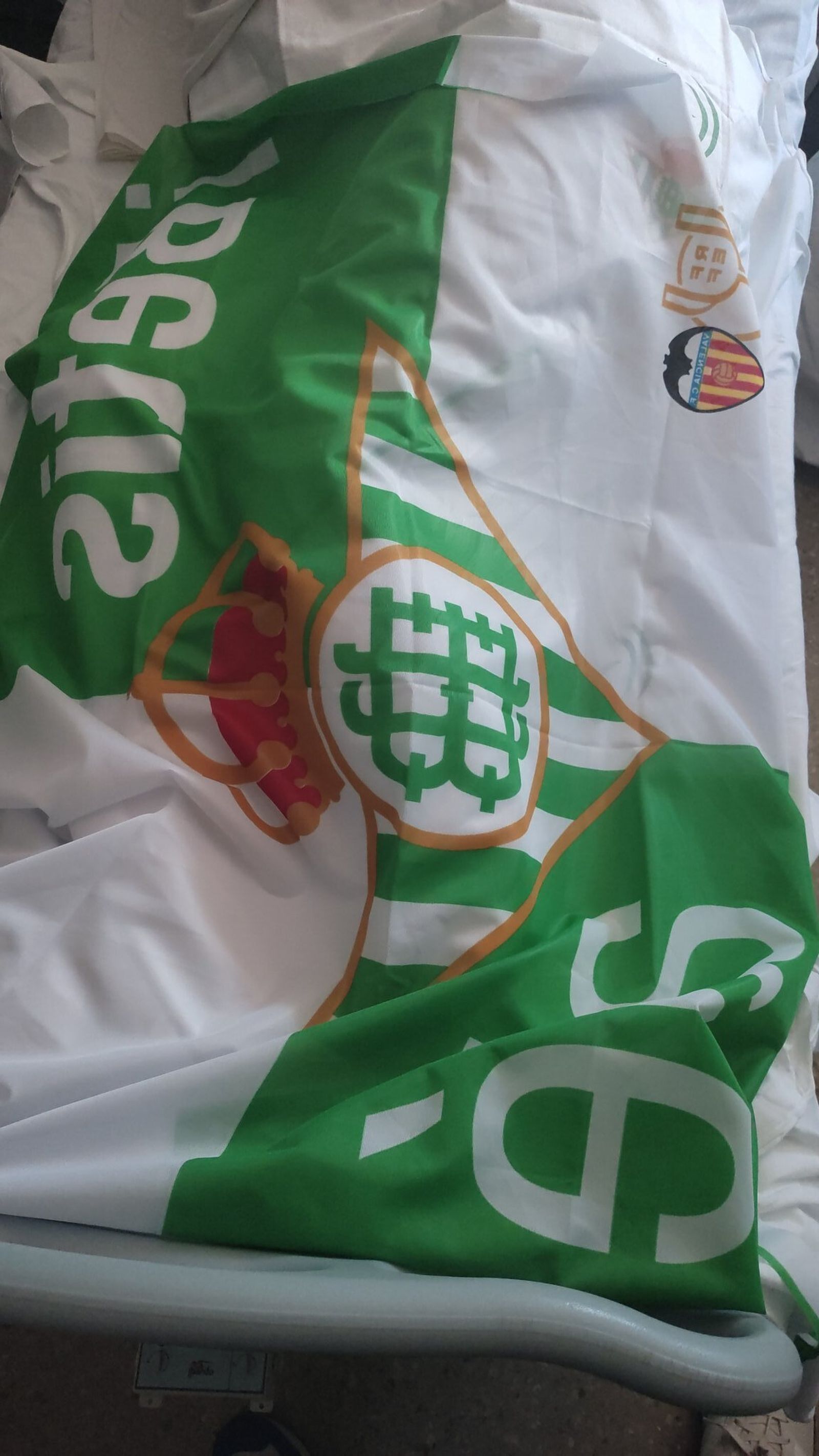 "Hacedlo por él, @RealBetis. Por favor. Os lo pido como hijo suyo que soy, sevillista"