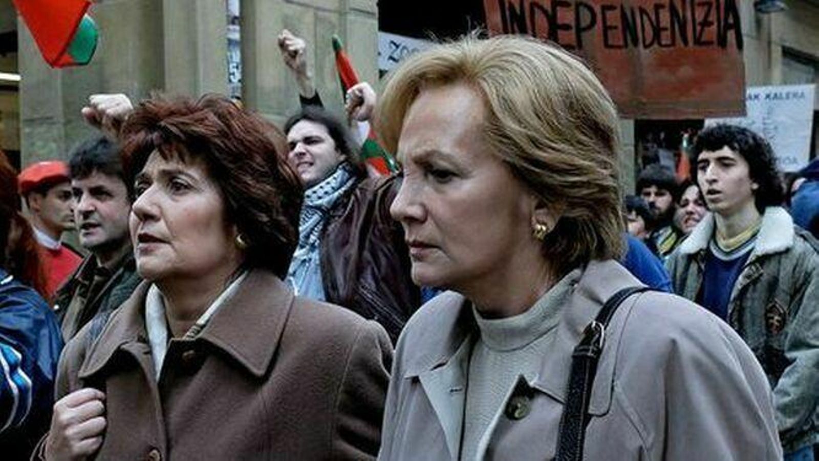 Ana Gabarain y Elena Irureta en  'Patria'