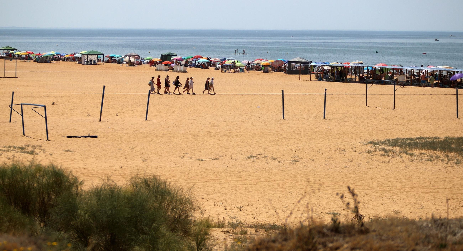 Kilómetros y kilómetros de arena se expanden por nuestra costa