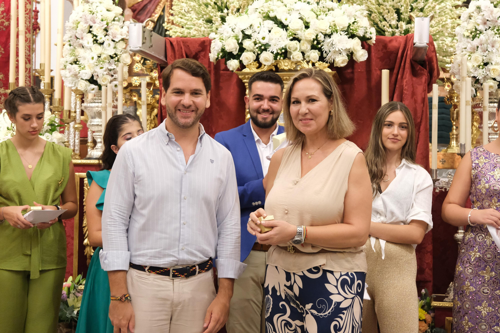 La presentación de la Corte de Honor de la Virgen de la Sierra en Cabra, en imágenes La presentación de la Corte de Honor de la Virgen de la Sierra en Cabra, en imágenes