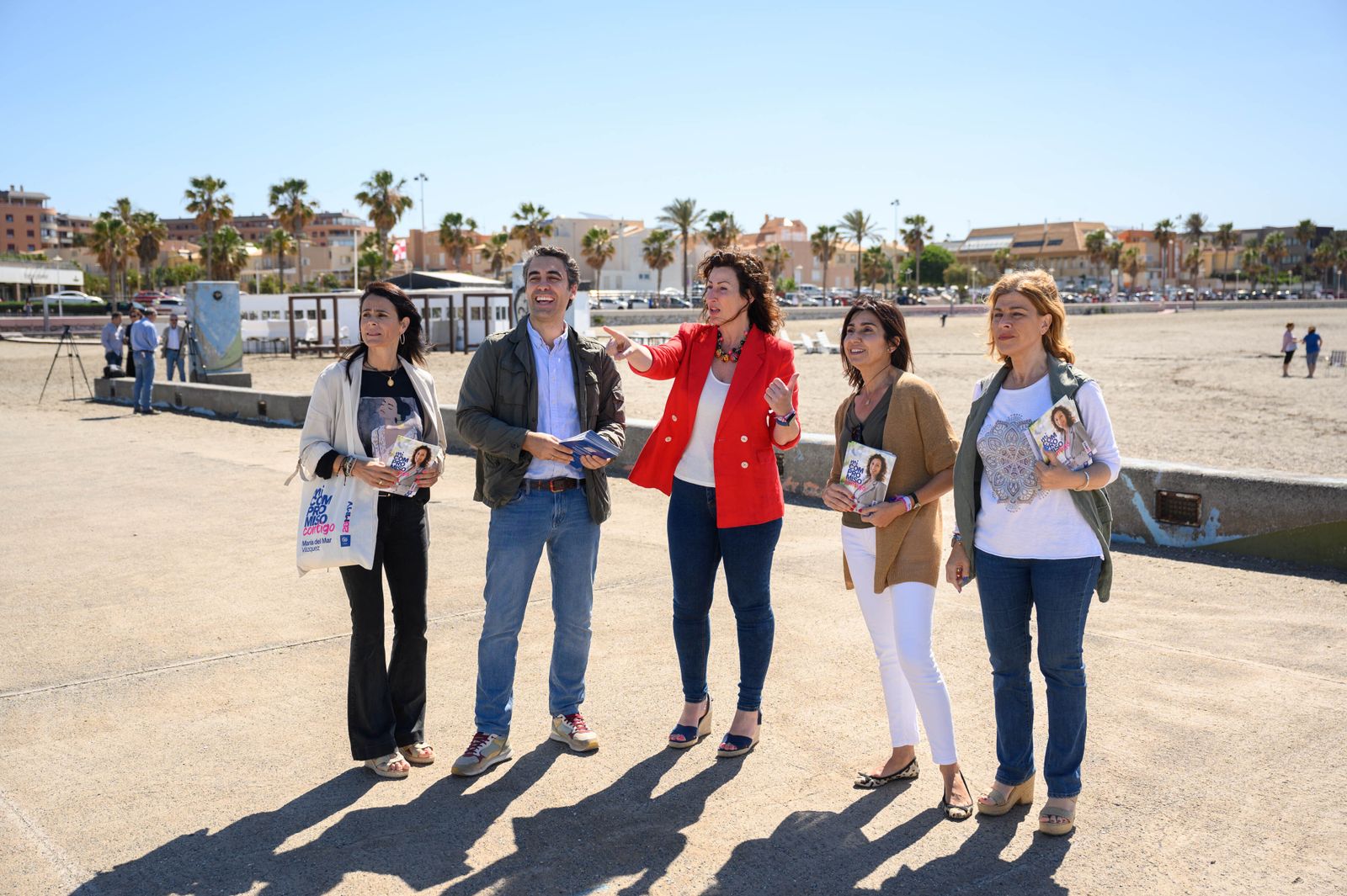 María Vázquez se compromete a recuperar el Espigón de la Térmica como “balcón abierto” a actividades de ocio y deportivas