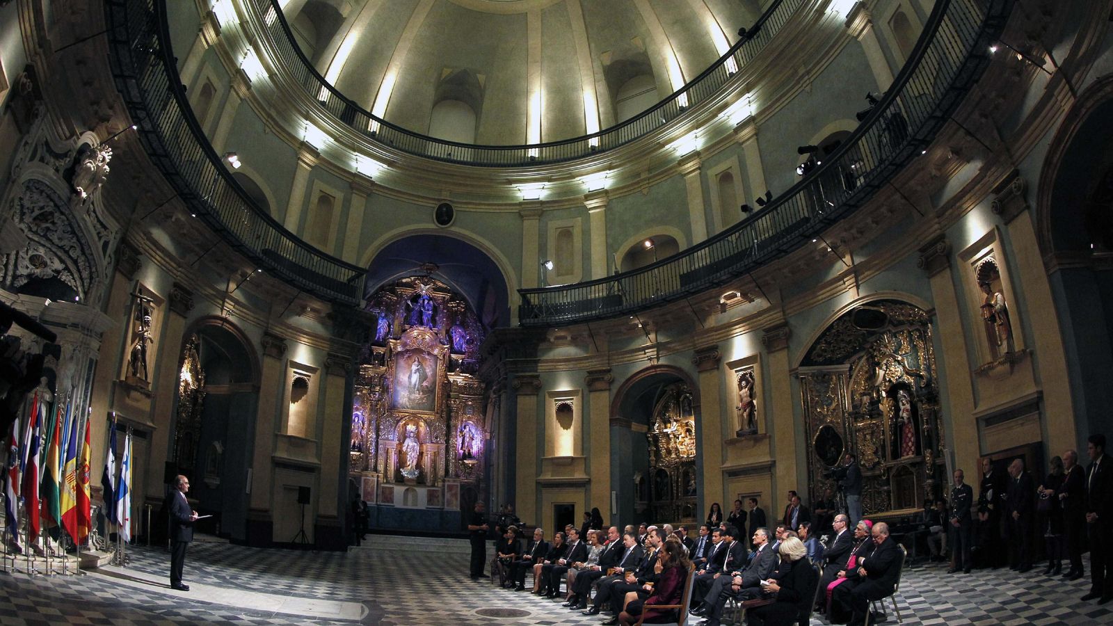 Interior del Oratorio de San Felipe Neri durante un acto