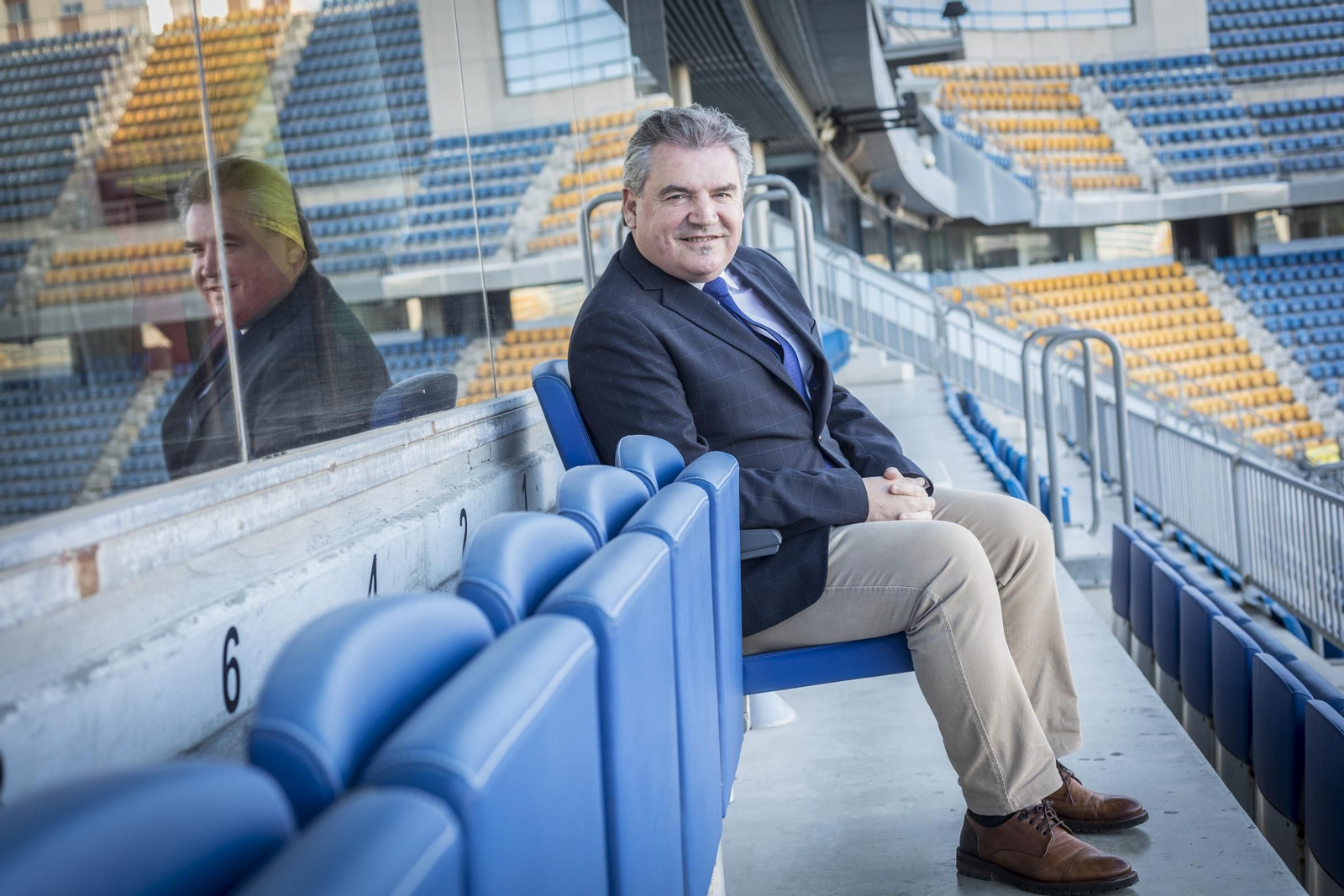 Manuel Vizcaíno, presidente del Cádiz, en el Estadio Carranza.