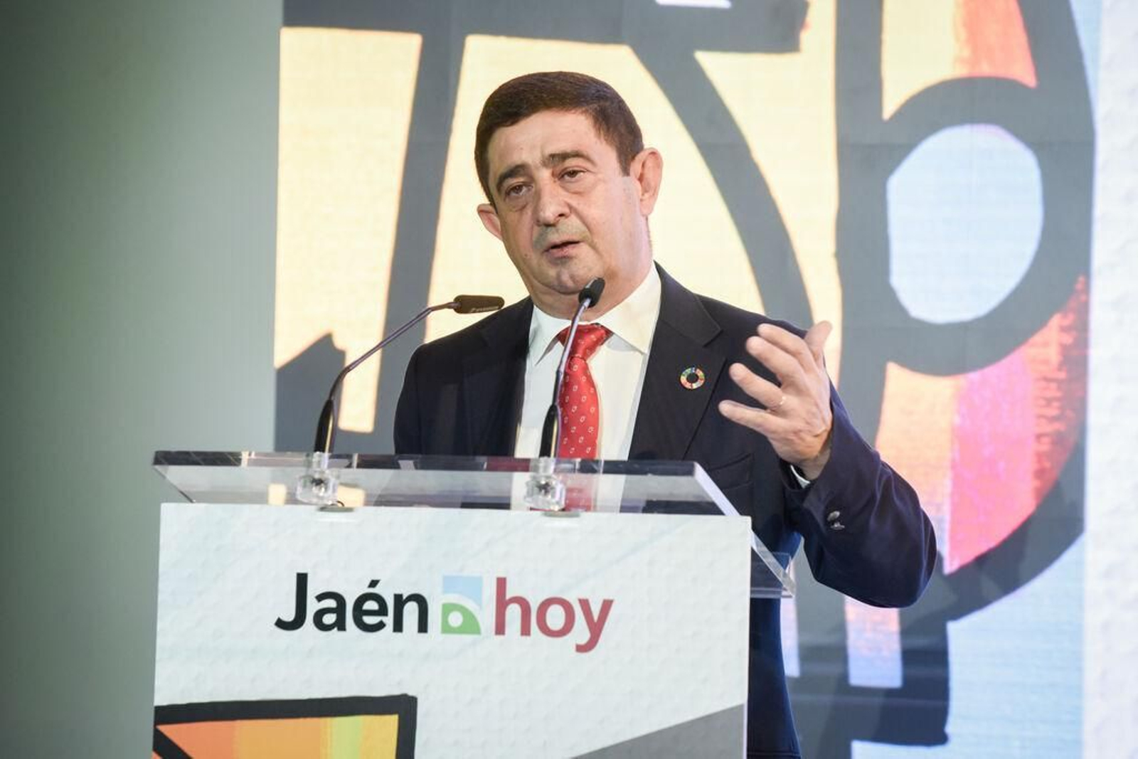 Primer desayuno informativo de Jaén Hoy con una conferencia del presidente de la Diputación de Jaén