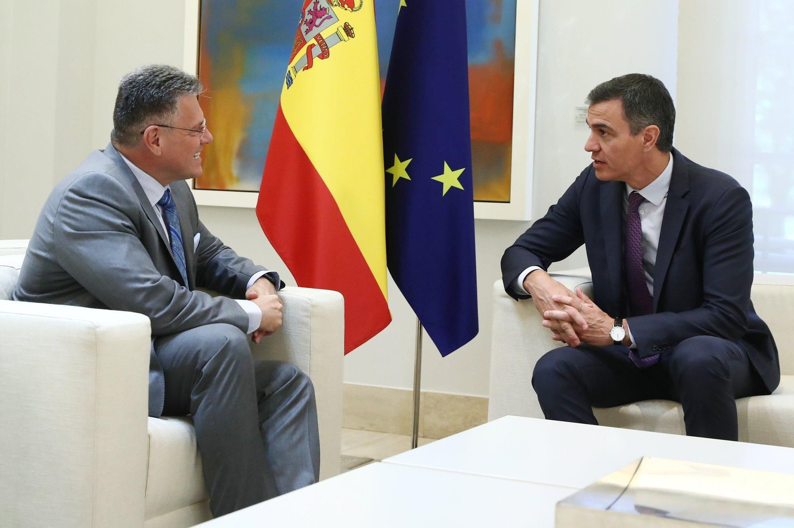 Pedro Sánchez y Maros Sefcovic, en la Moncloa.