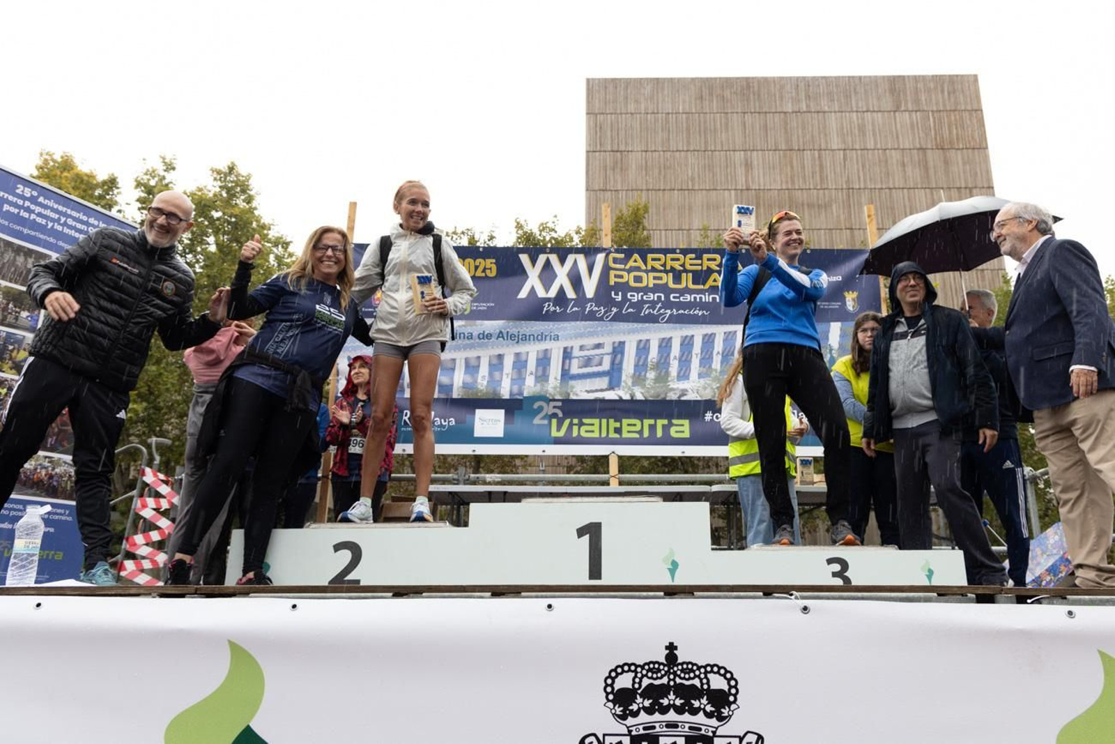 Atletismo por la paz y la integración en la XXV Carrera y Caminata del IES Santa Catalina de Alejandría (II)