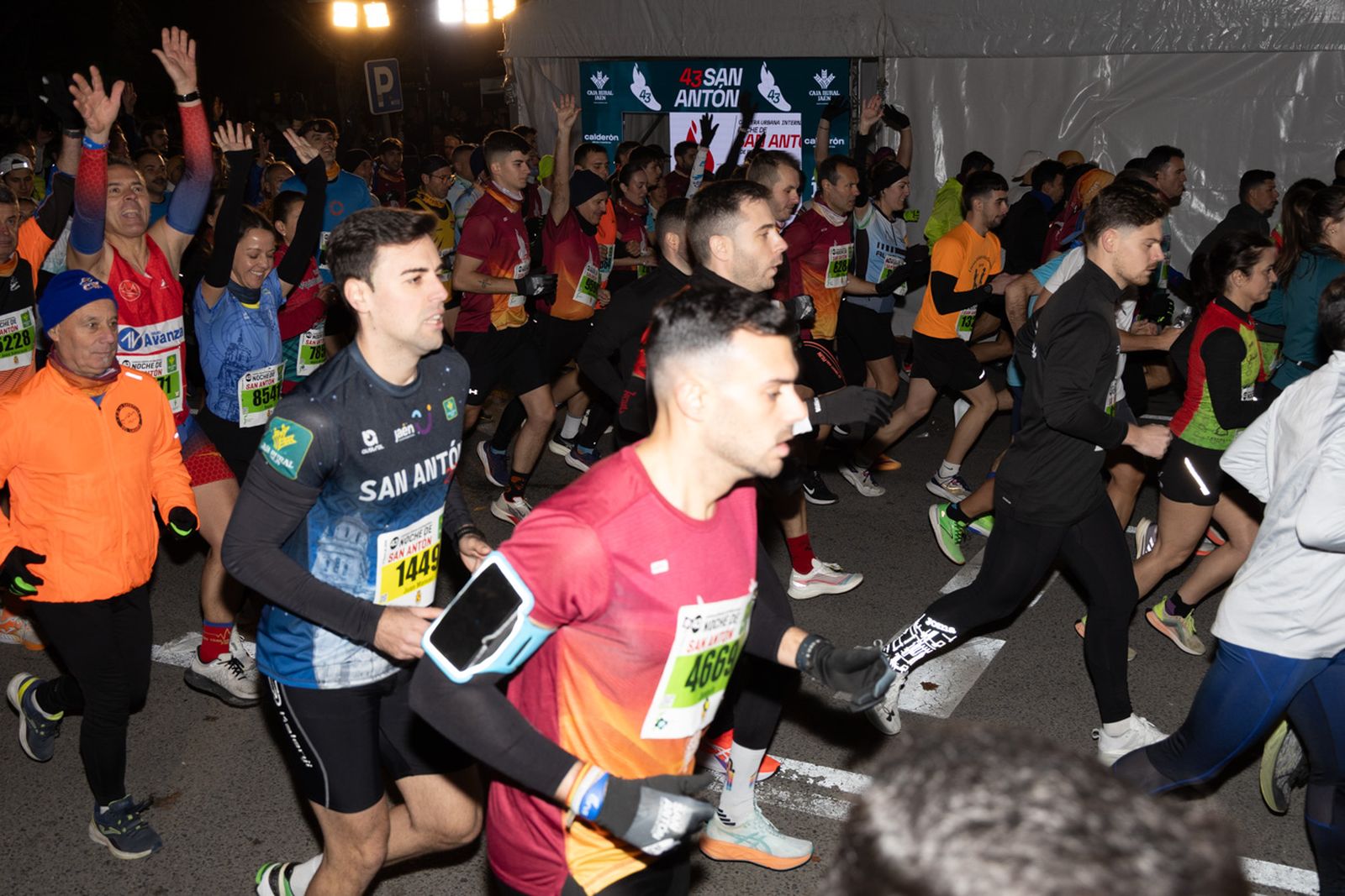 Encuéntrate en la salida de la Carrera de San Antón 2026 (1), en imágenes