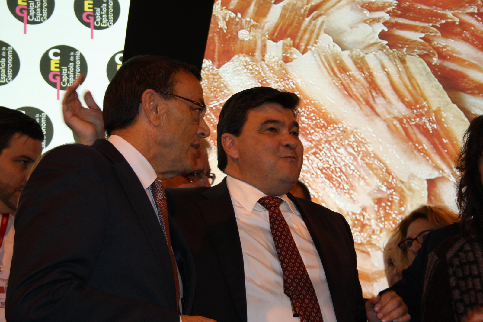 Huelva exhibe sus potencialidades como Capital Gastronómica en Fitur.