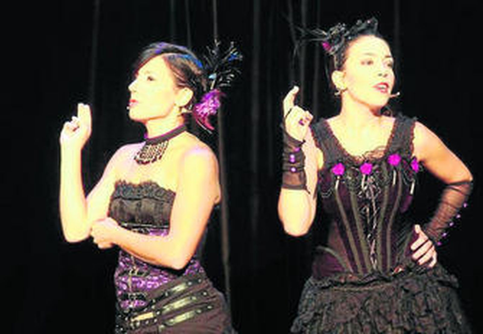 Los actores de Laví e Bel, durante un momento del espectáculo.