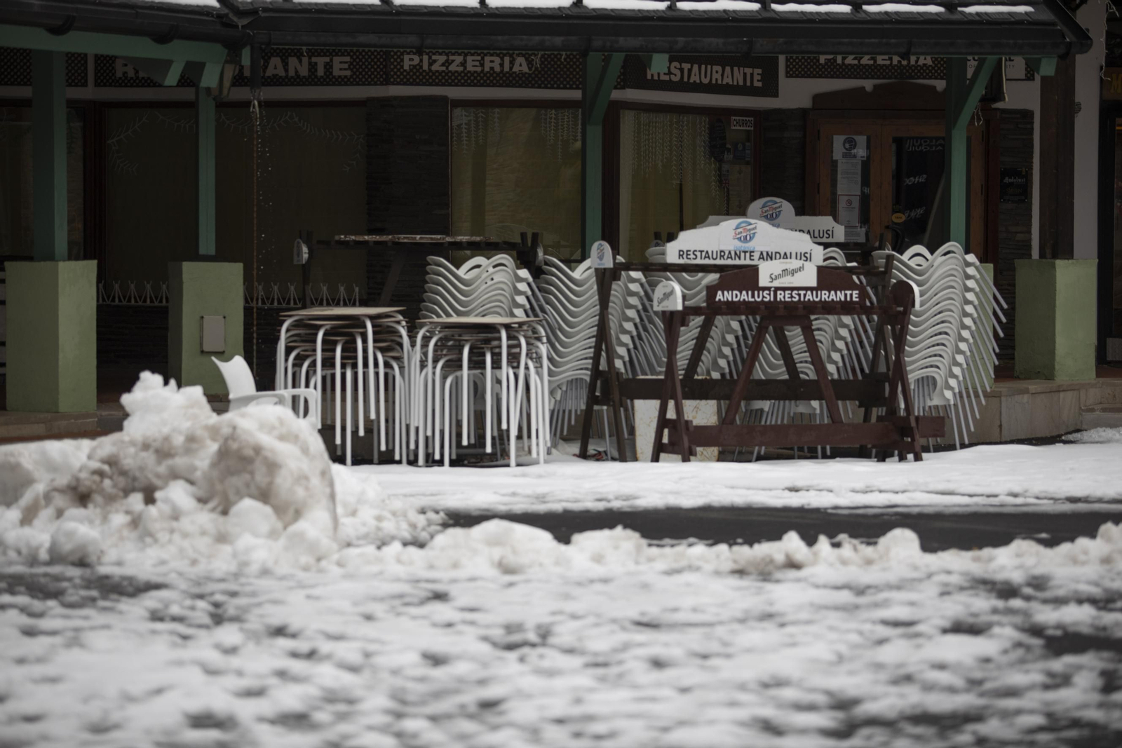 Fotos: esquí en Sierra Nevada pese al confinamiento perimetral
