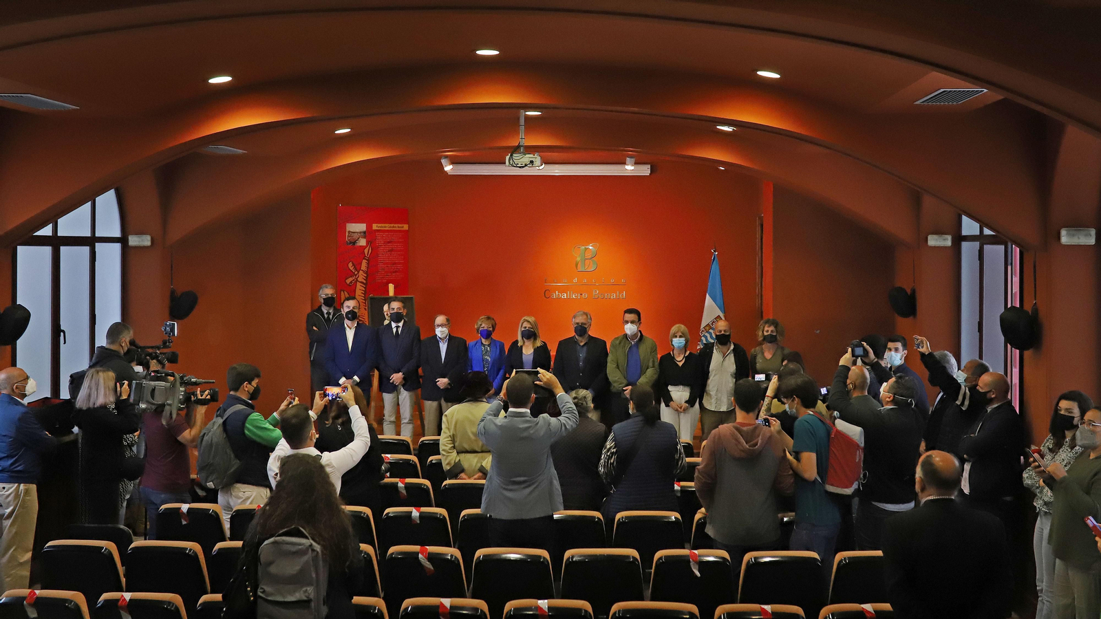 Jornada de luto por la muerte de Caballero Bonald