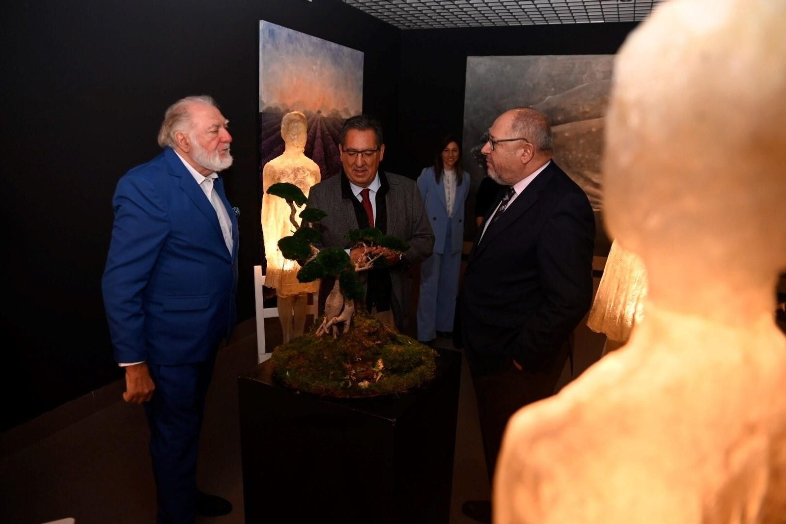 Eugenio Cuttica presenta 'Epifanías' en la Fundación Cajasol Eugenio Cuttica presenta 'Epifanías' en la Fundación Cajasol