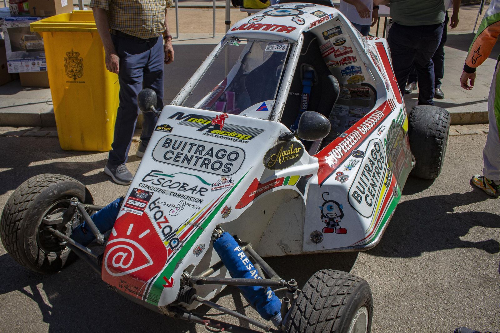 Los mejores coches del Festival Motor por la Vida que ha acogido el centro de Granada