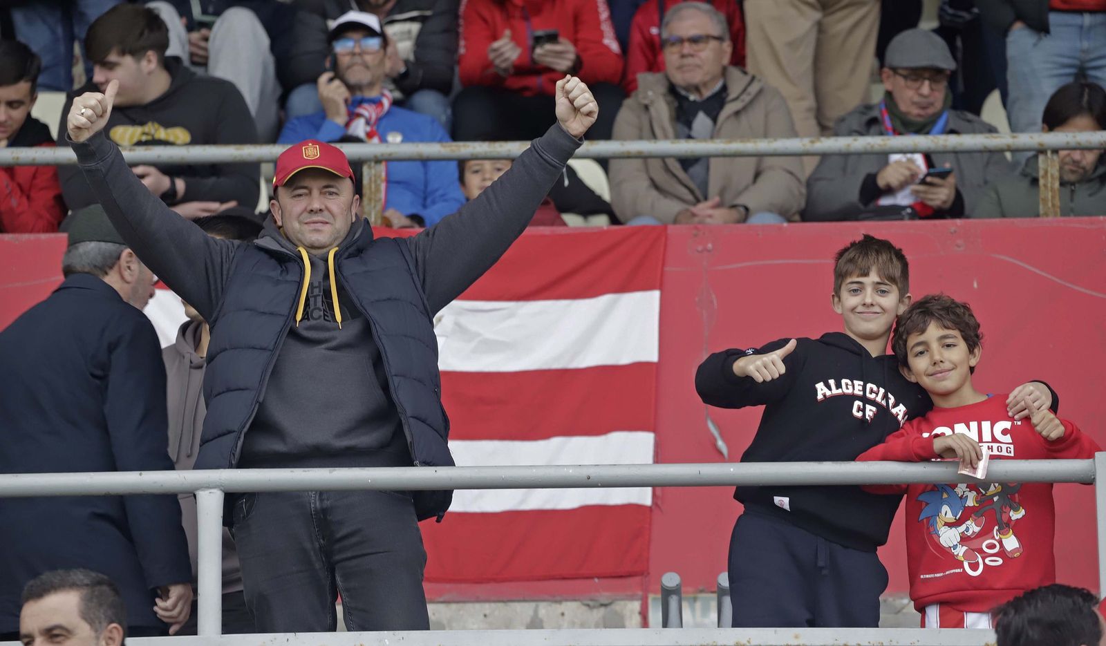 Búscate en el Nuevo Mirador durante el Algeciras - Eldense de Primera Federación