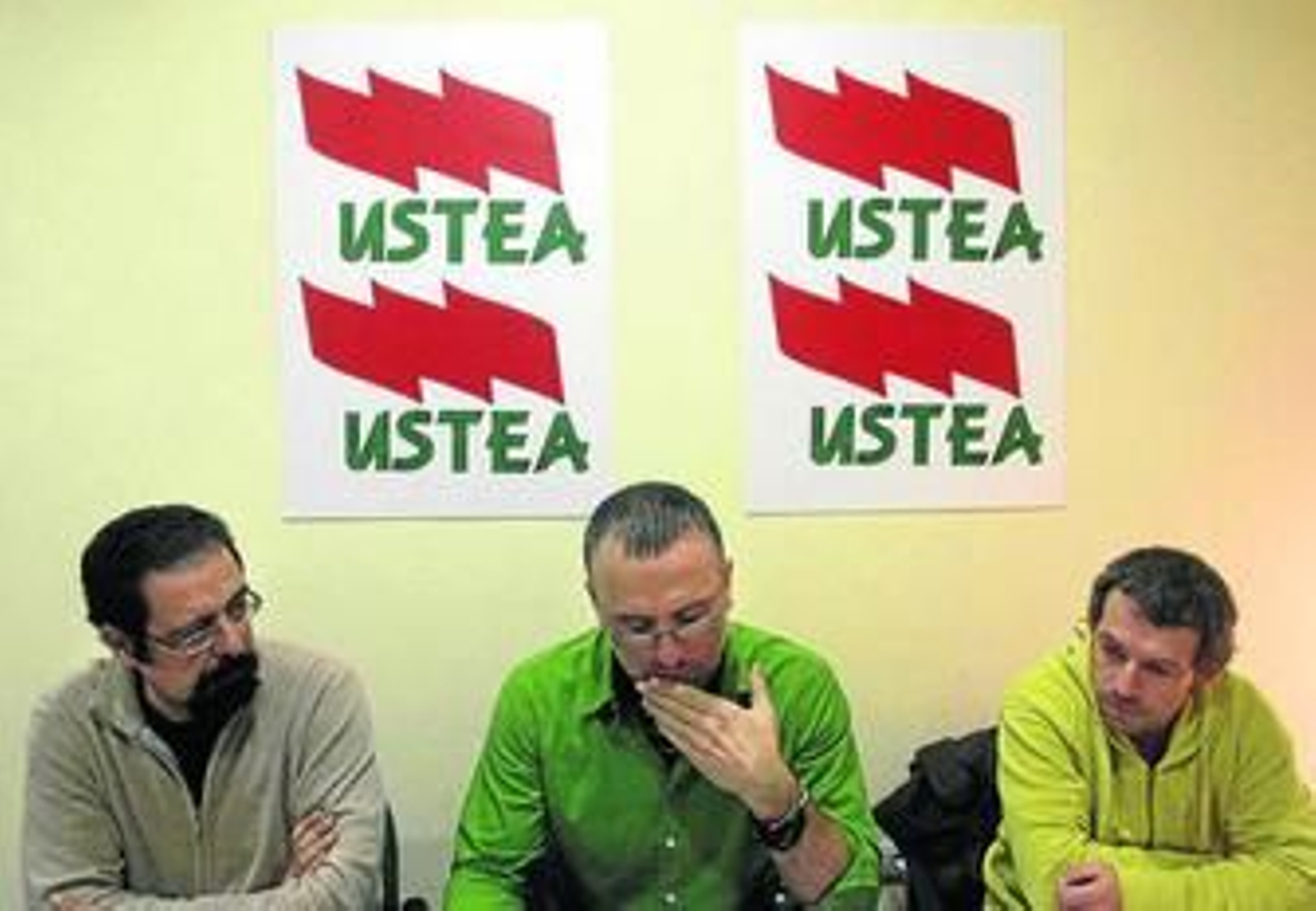Julio Labrador, Javier Ramírez y Fran Espinosa, de Ustea, durante la rueda de prensa ofrecida ayer.