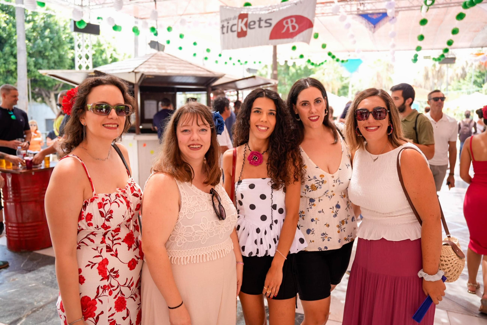 Así viven los almerienses el primer sábado de la Feria del Mediodía