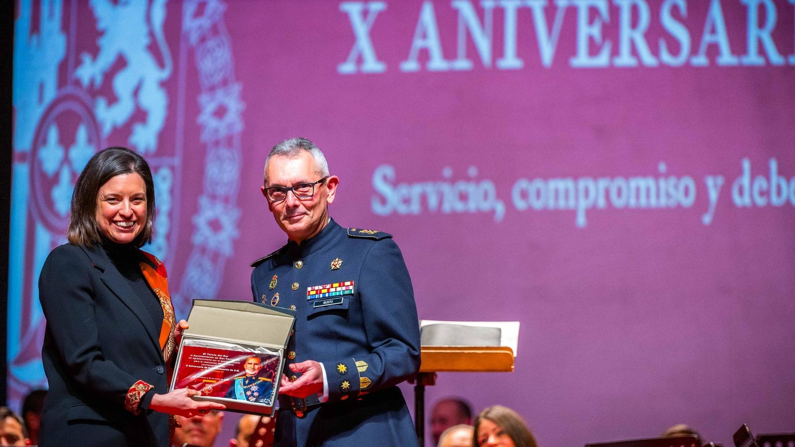 Homenaje al Rey en forma de concierto: la banda de Tercio Sur conmemora el X aniversario del reinado de Felipe VI Homenaje al Rey en forma de concierto: la banda de Tercio Sur conmemora el X aniversario del reinado de Felipe VI